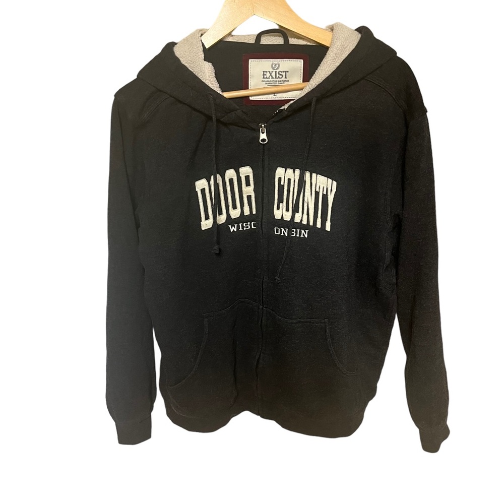 Exist Door County, WI fleece lined full‎ zip sweatshirt size large - dark gray